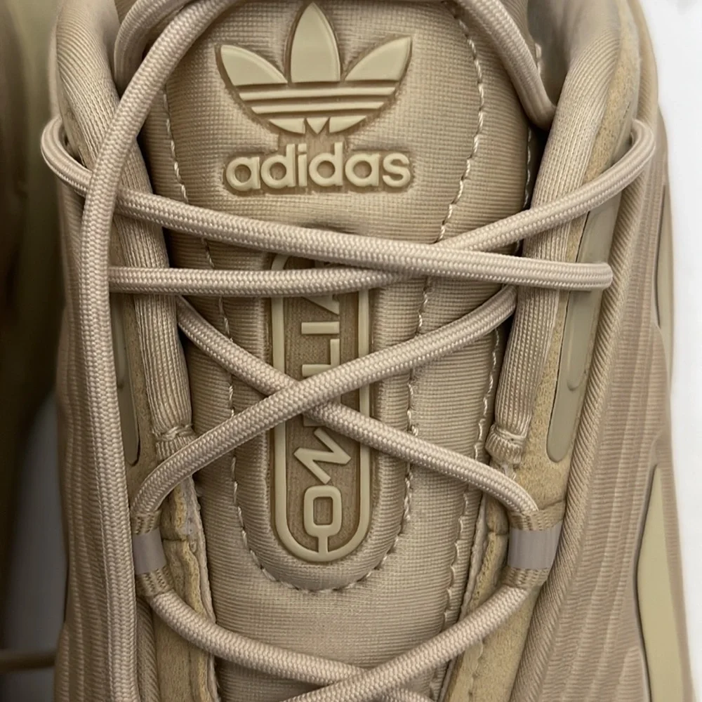 ADIDAS ORIGINALS OZELIA RUNNING SNEAKERS MENS SIZE 12
